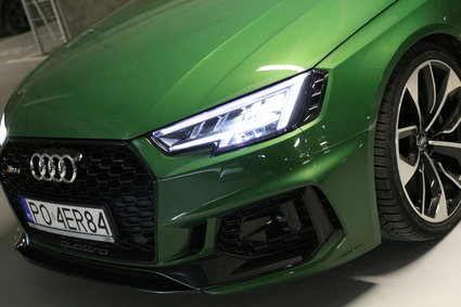 Audi RS4 - pół miliona złotych za najbardziej uniwersalne kombi świata