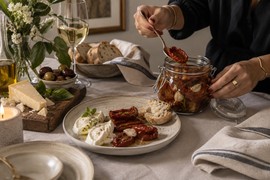 Najukusnija zimnica od sušenog paradajza i maslinovog ulja je dašak Mediterana u domu