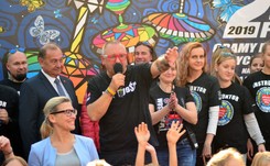 Łóżka WOŚP dla psychiatrii dziecięcej zamienione w covidowe? Burza po wpisie Owsiaka