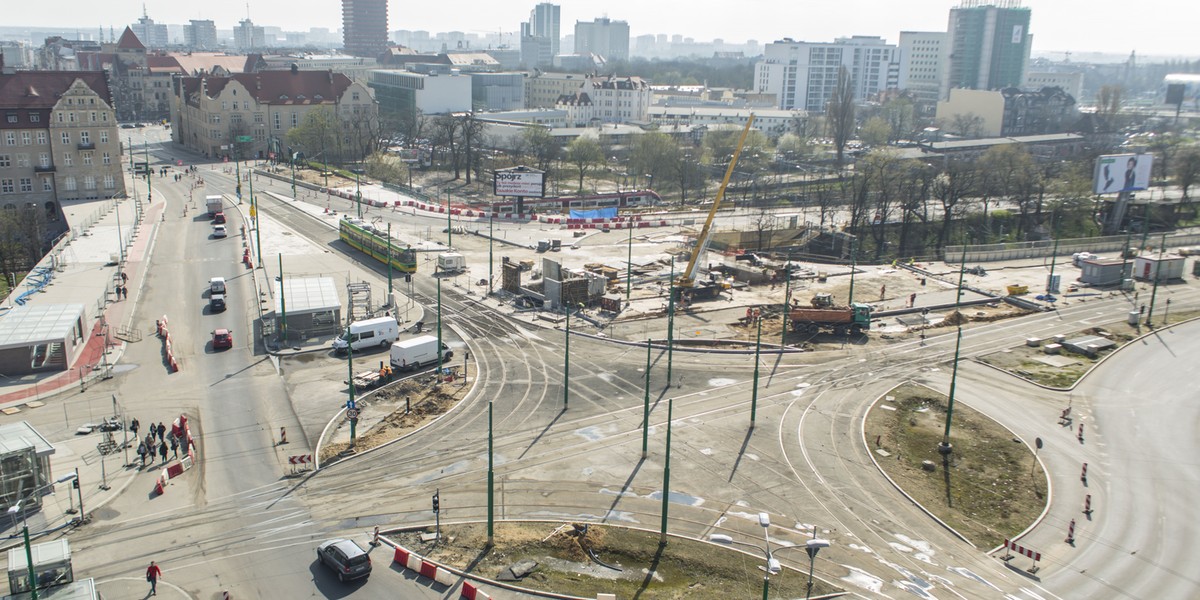 Po pięciu latach skończą budowę Kaponiery. Będzie gotowa w sierpniu.