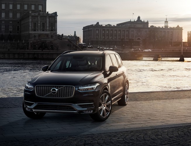 Volvo XC90 First Edition