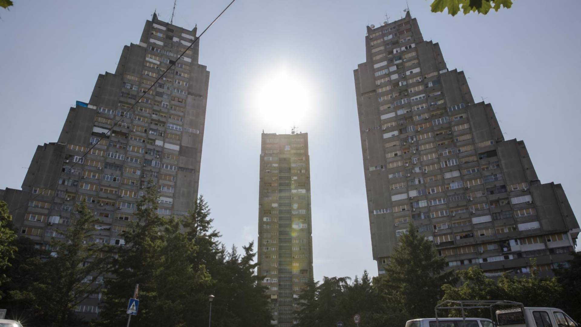 Srbi obijaju komšijama sandučiće da bi uzeli kuglu praška za veš i to je novi nivo bruke i sramote