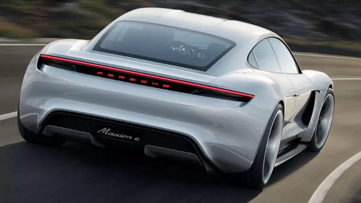 Porsche chce aut sportowych z pewną dozą autonomii