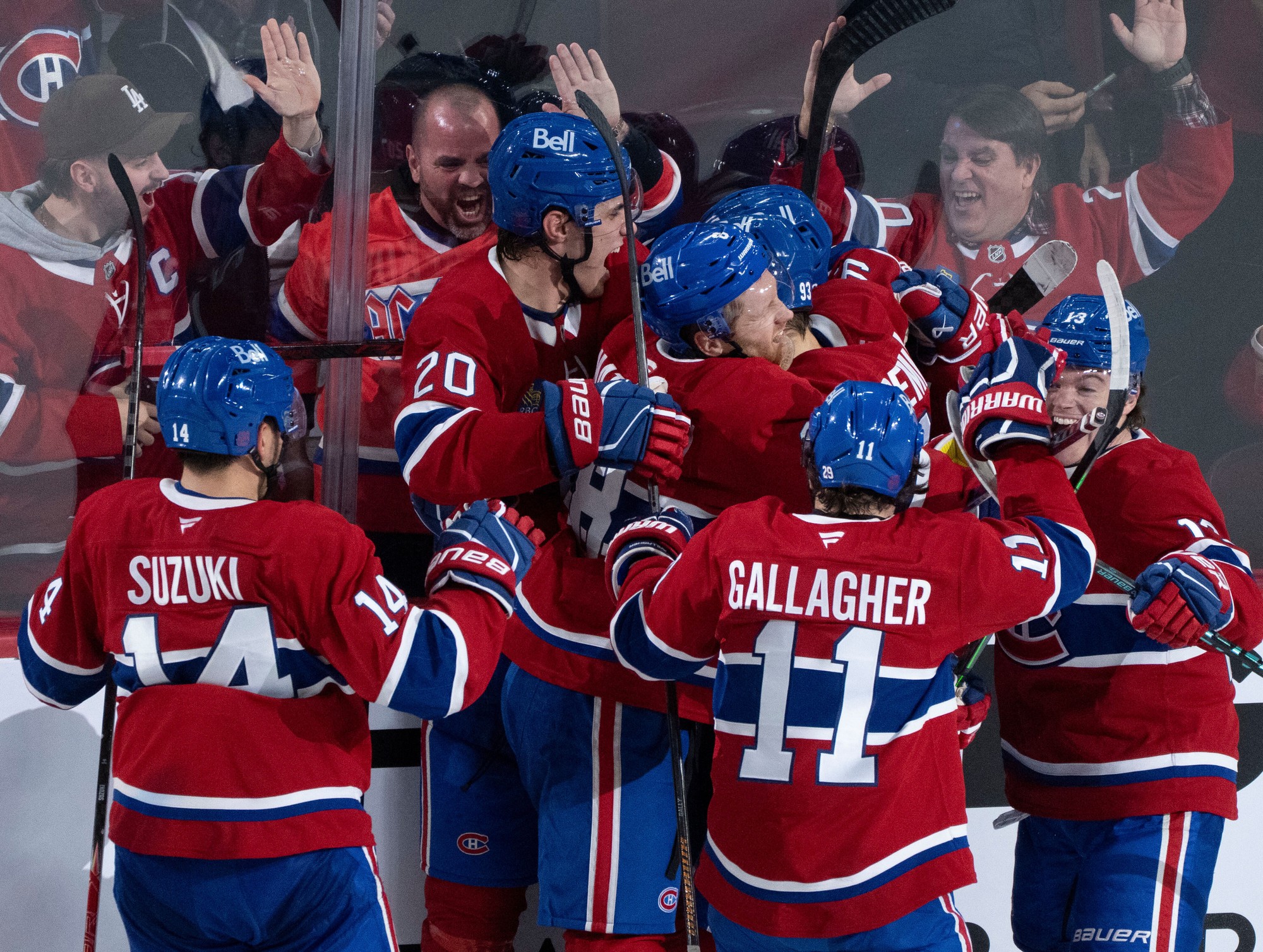 Radosť hráčov Montrealu Canadiens.