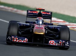 Kibic zderzył się z bolidem Formuły 1. Zobacz wideo