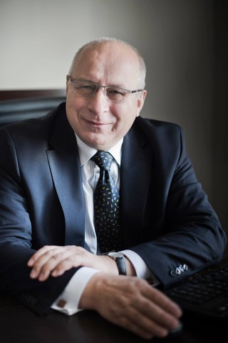 Giaro: Nasz program łączy naukę z praktycznymi walorami studiów [WYWIAD]