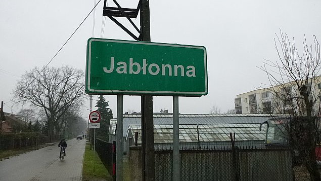 Jabłonnie czy Jabłonnej?