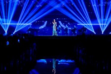 Mąż Sanah pojawił się na jej koncercie na Narodowym. Kim jest Stanisław? [WIDEO]