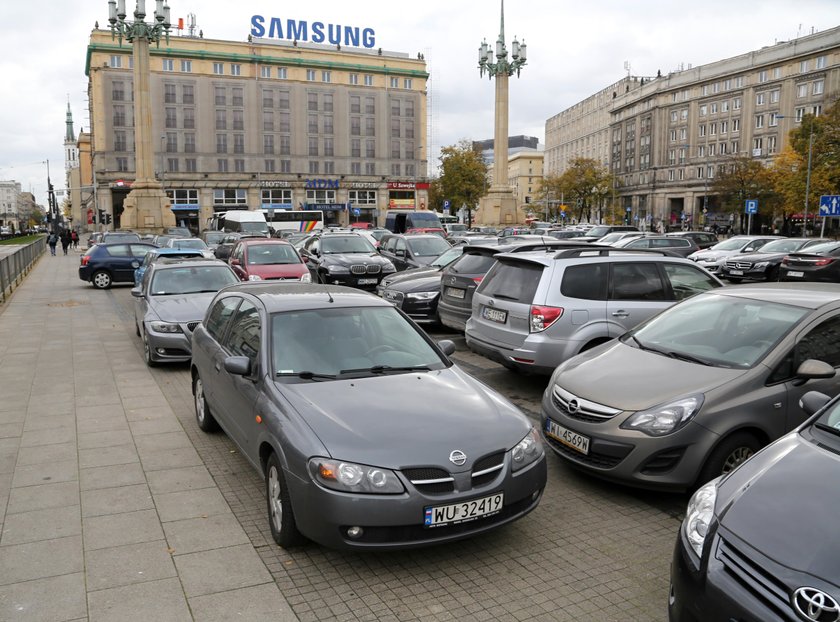 Następna stacja Plac Konstytucji