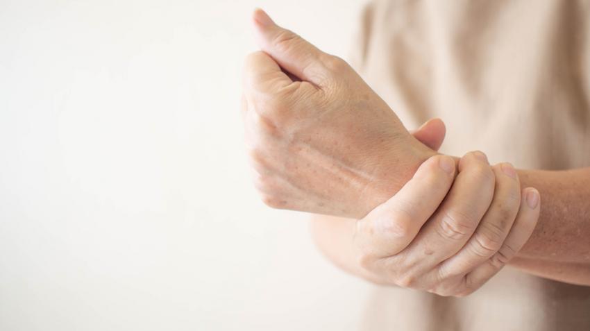 Sebész kezelheti-e artrózist?