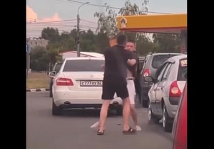 Tuče na pumpama u Rusiji