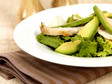 Dieta na obniżenie ciśnienia: Zielone warzywa (np. jarmuż, rzeżucha), awokado