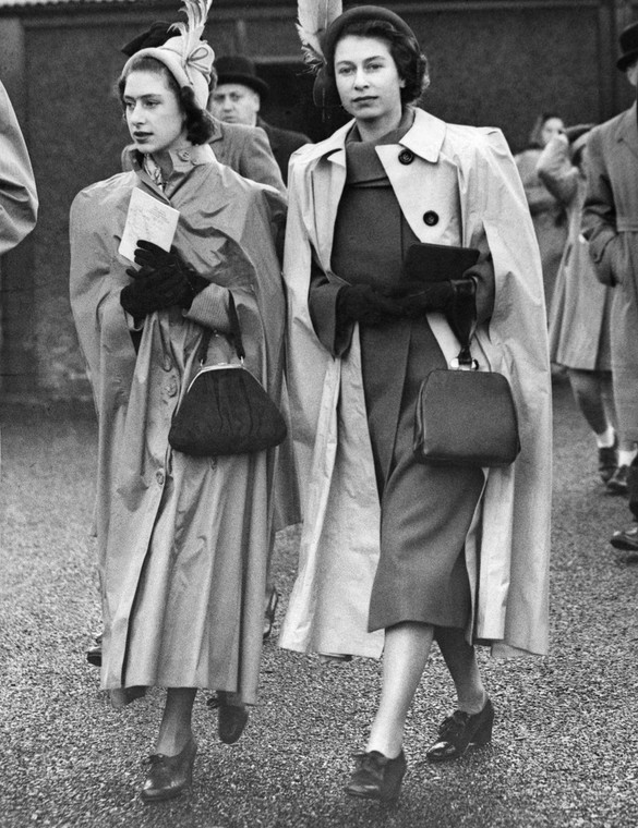 Małgorzata i Elżbieta II w 1953 r.