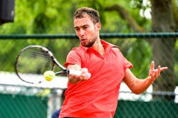 Janowicz w 3. rundzie turnieju ATP w Winston-Salem