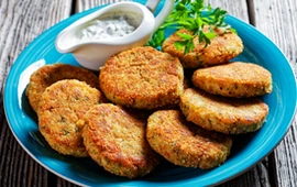 pyszny-obiad-na-piatek-podajemy-przepis-ty-gotujesz-kotlety-rybne-magdy-gessler
