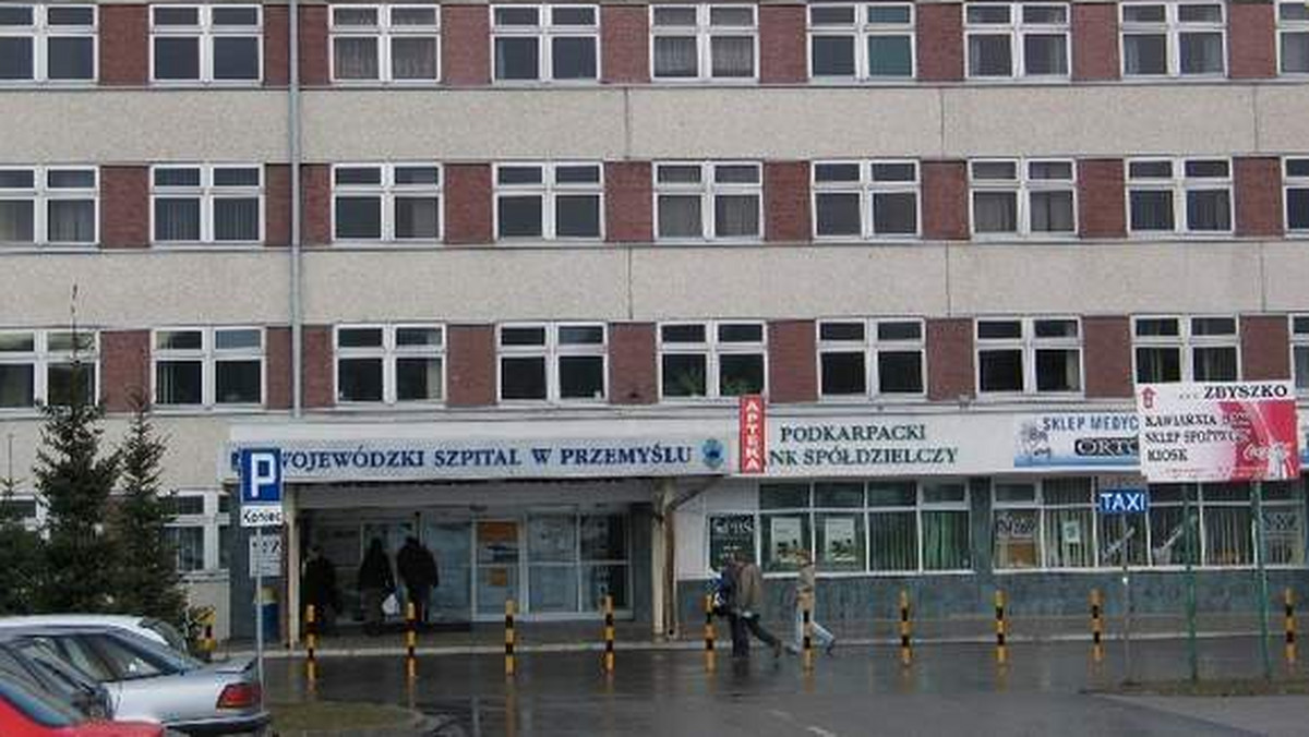 Na poniedziałek pielęgniarki z Wojewódzkiego Szpitala w Przemyślu zapowiedziały rozpoczęcie głodówki. To forma protestu wobec braku podwyżek.