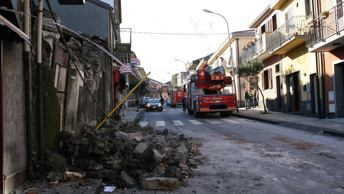 Trzęsienie ziemi po przebudzeniu Etny. Stan kryzysowy we Włoszech