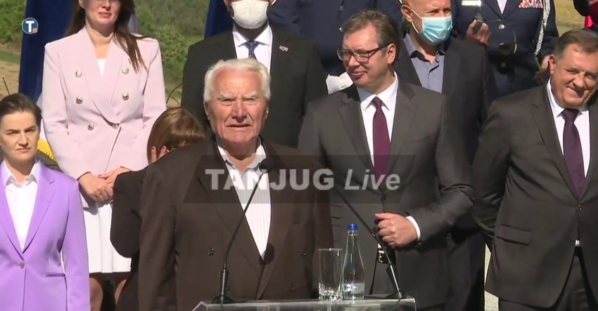 "Još pamtim taj zvuk aviona"