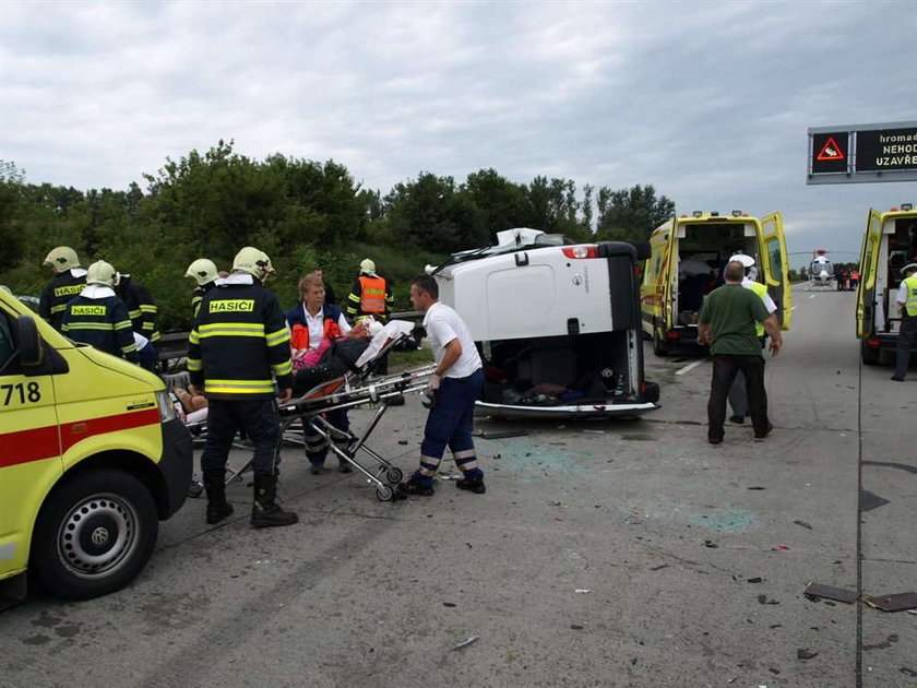 W piątek w Czechach zderzył się polski mikrobus. W wypadku kilka osób zostało ranny