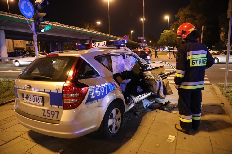 Wypadek radiowozu z kolumny BOR w Warszawie