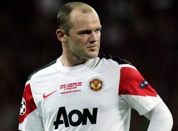 Nowe włosy Wayne'a Rooneya. Piłkarz zamówił je w klinice