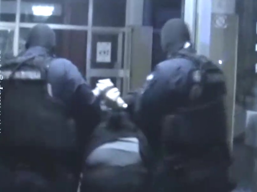 Hapšenje lopova koji su ukrali Feliksovu violinu