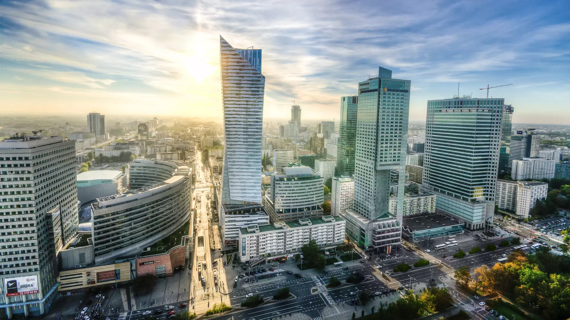 Projekt PiS całkowicie zmieni Warszawę. Chodzi o rozwój miasta czy przejęcie władzy?