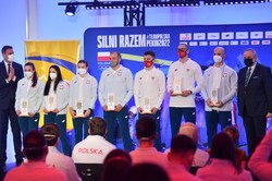 Kolejny reprezentant Polski po przylocie do Pekinu miał pozytywny wynik testu na COVID-19