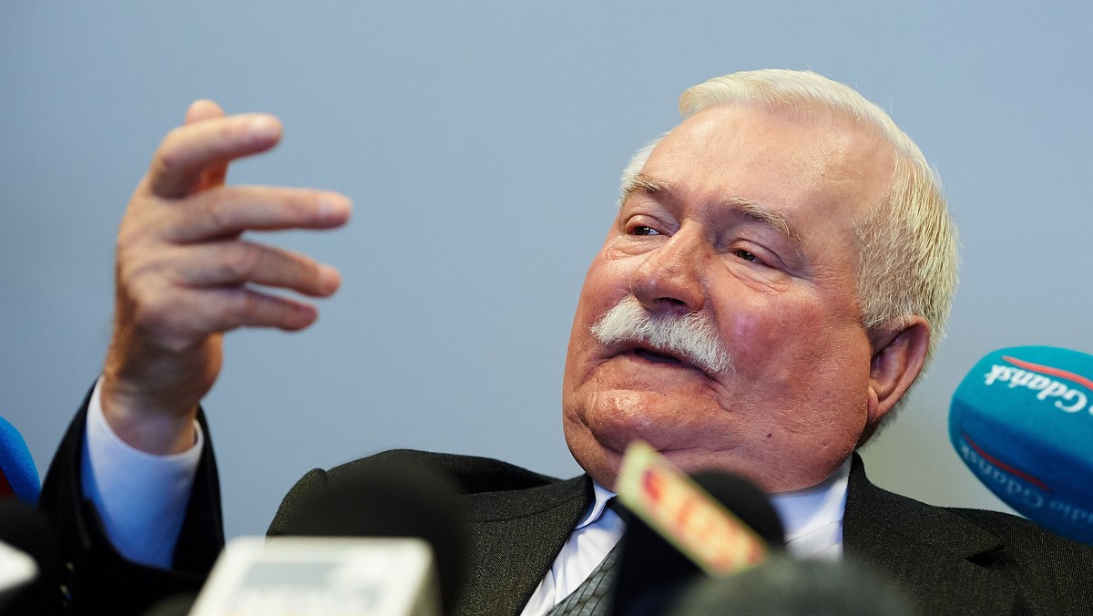 Lech Walesa Opuszcza Wykop I Przenosi Sie Na Facebooka Dziennik Pl