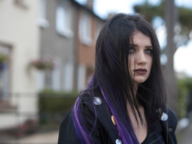 Eve Hewson w filmie 'Wszystkie odloty Cheyenne'a' i mrocznej charakteryzacji