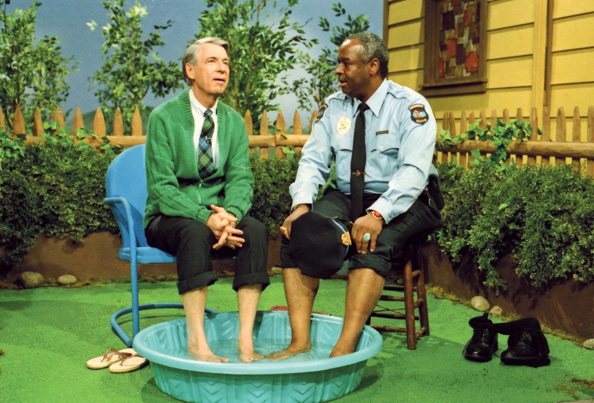 Kadr z programu telewizji PBS „Mister Rogers' Neighborhood”.