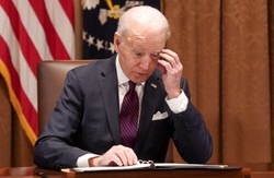 Biden wyjaśnia wypowiedź. "Uznamy za inwazję każde przekroczenie granicy z Ukrainą przez Rosję"