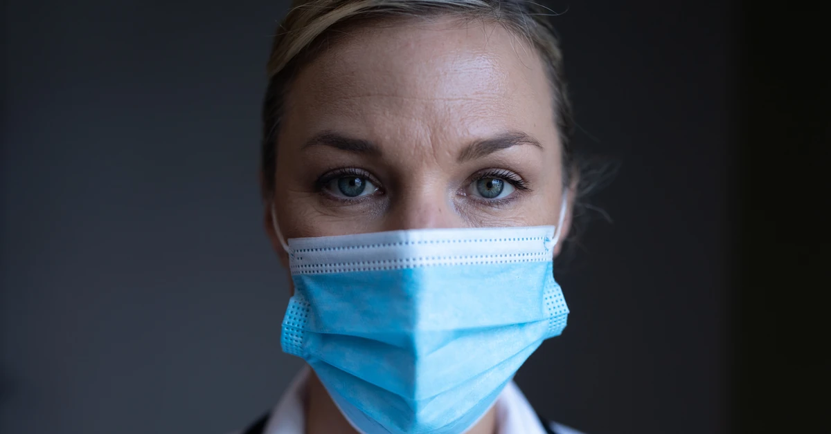 Coraz więcej zakażeń nowym wariantem Covid-19. Oto objawy wirusa Nimbus