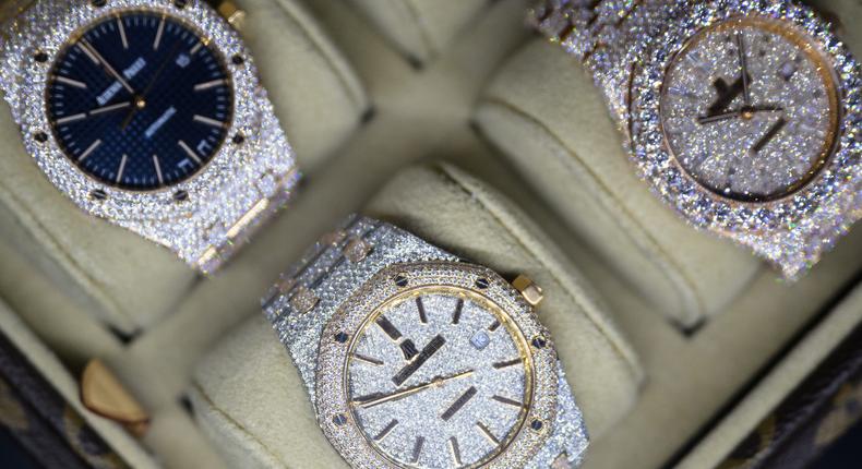 Russian secret service agents confiscated millions of dollars worth of luxury watches from Audemars Piguet last week.