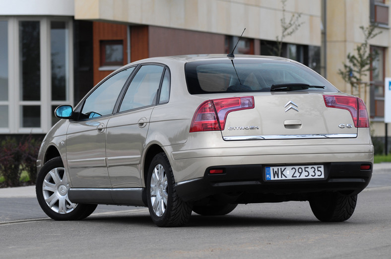 Citroen C5 2.0 HDI: Nie toleruje oszczędności