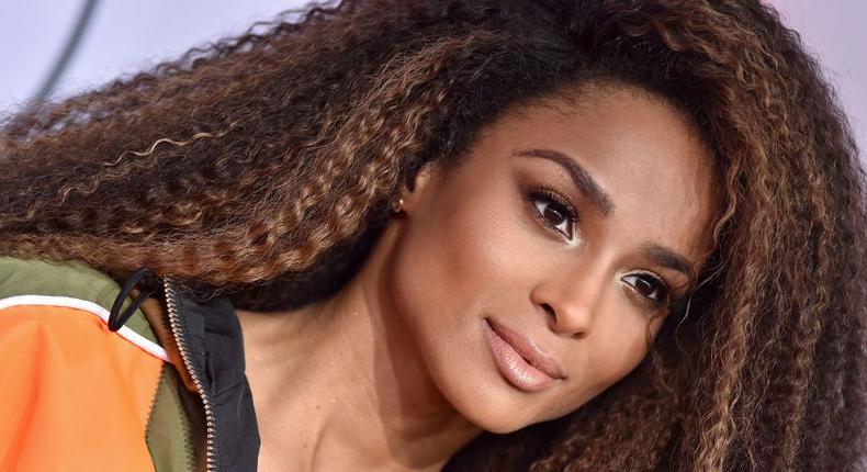 Ciara Posts No-Makeup Selfie To Instagram