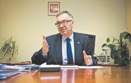 Szwed: Umowy o pracę zmienione, następny kodeks pracy