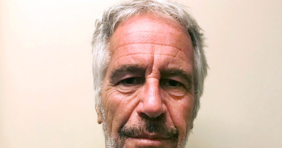 Jeffrey Epstein's Palm Beach mansion that just sold for $18 million is ...