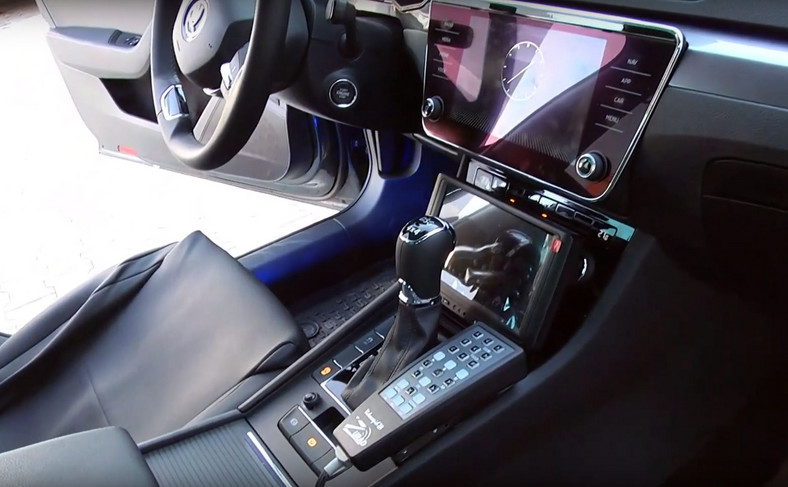 Skoda Superb: policja ma nowy nieoznakowany radiowóz z wideorejestratorem