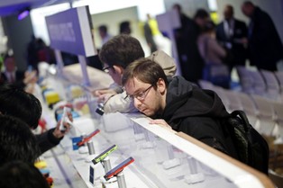 Mobile World Congress 2013 w Barcelonie: oto nowinki na rynku smartfonów [ZDJĘCIA]