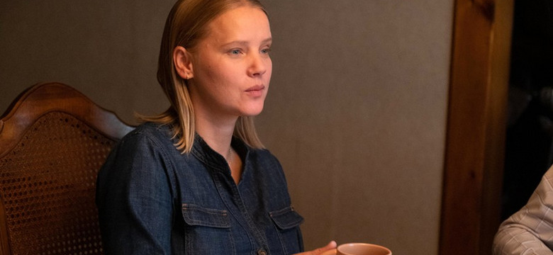 "Miłość bez ostrzeżenia". Joanna Kulig u boku gwiazdy Hollywood. Wiemy, jak sobie poradziła [RECENZJA]