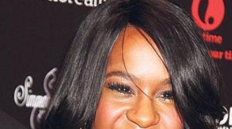 14 évesen betépett, és megkéselte anyját Bobbi Kristina