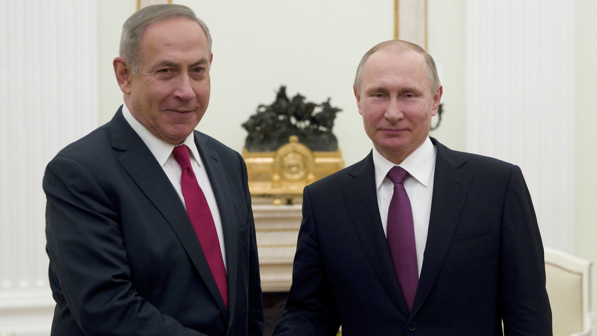 - Nasze oba kraje i inni przedstawiciele utworzą wspólną grupę, która będzie działać w celu usunięcia obcych sił z Syrii - powiedział premier Izraela Benjamin Netanjahu po spotkaniu w Moskwie z prezydentem Rosji Władimirem Putinem. 