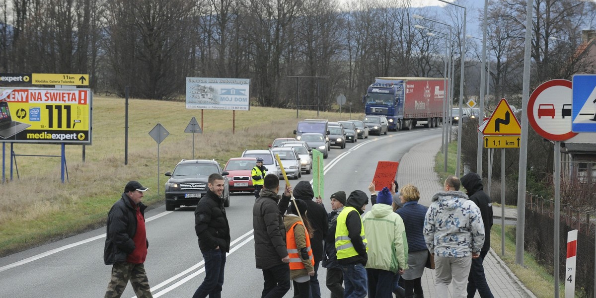 Blokada drogi nr 8