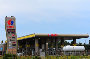 Grupa Lotos miała 353,3 mln zł zysku netto, 615 mln zł EBITDA LIFO w I kw. 2021