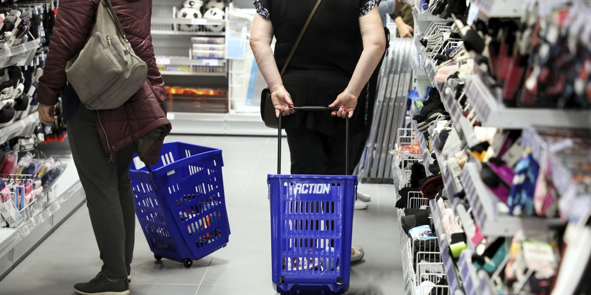 O zniesienie zakazu handlu w niedziele apelują od miesięcy sieci handlowe. Argumentują, że przez ograniczenia i pandemiczny tryb działania, ich przychody topnieją. 