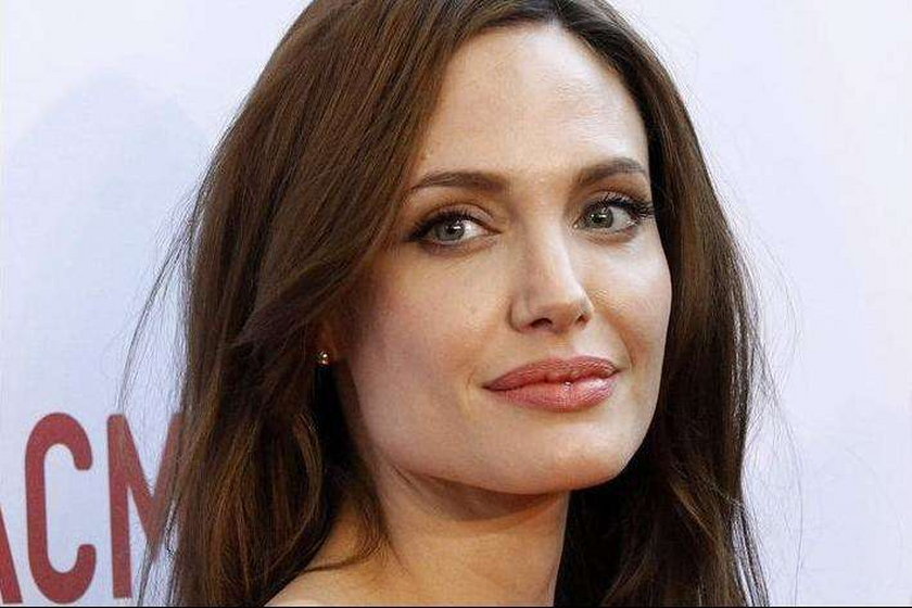 JOLIE: Nie mam przyjaciółek bo...