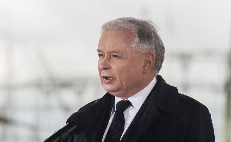 „Unia Europejska ma tutaj mniej do powiedzenia, ja raczej myślę o państwach UE” – odpowiedział Kaczyński, pytany przez dziennikarzy, jak w tej sytuacji powinna się zachować UE