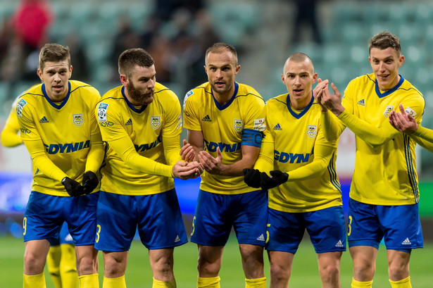 Ekstraklasa: Powiedzenie "do trzech razy sztuka" nie dotyczy piłkarzy Śląska. Znów przegrali z Arką