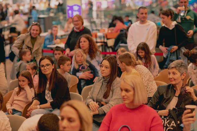 Veliko interesovanje publike za predstavljanje knjige Povratak u Neobuzdaniju